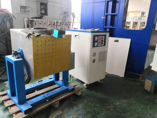 Buen precio Auto del horno de inducción del hierro del horno de fusión del acero del horno de inducción 120KW 440V en línea