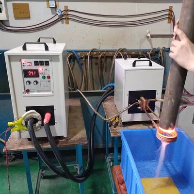 Buen precio Calentador de inducción de alta frecuencia de tipo vertical con certificación CE con IGBT Infineon para calentamiento y temple eficientes en línea