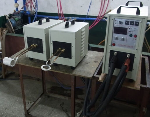 Buen precio Máquina de calefacción por inducción de alta frecuencia HF-25KW con ciclo de trabajo 100% 30-80kHz y certificación CE en línea