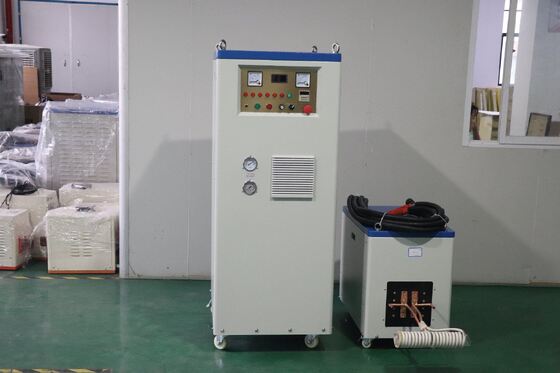Buen precio 3 fases 380V 440V Máquina de amortiguación por inducción DSP MF 200KW Equipo de tratamiento térmico industrial para el endurecimiento de piezas metálicas en línea
